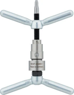 Presswerk Ein- Und Auspresswerkzeug